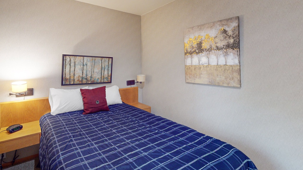 Photo of Bedroom in River Run