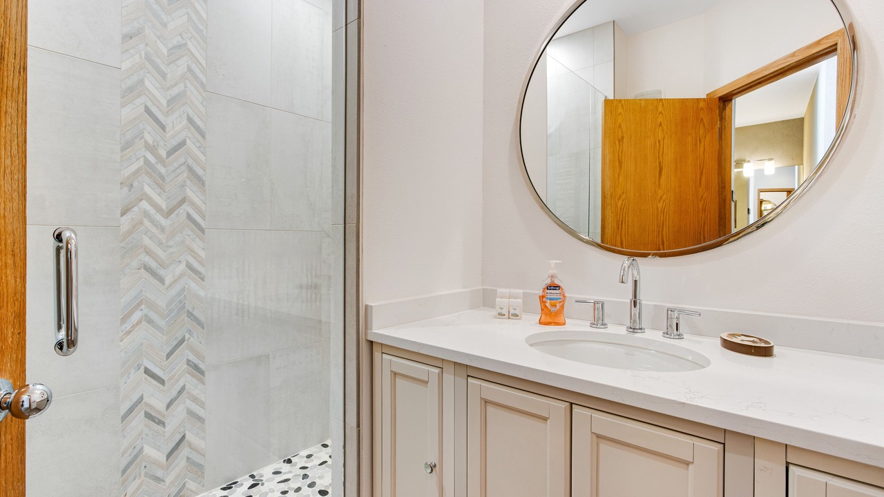 Photo of Bathroom in River Run