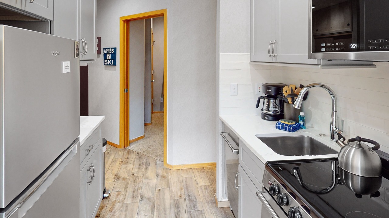 Photo of Kitchen in River Run