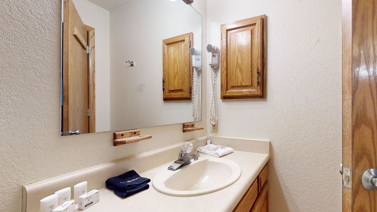 Photo of Bathroom in Mountain House