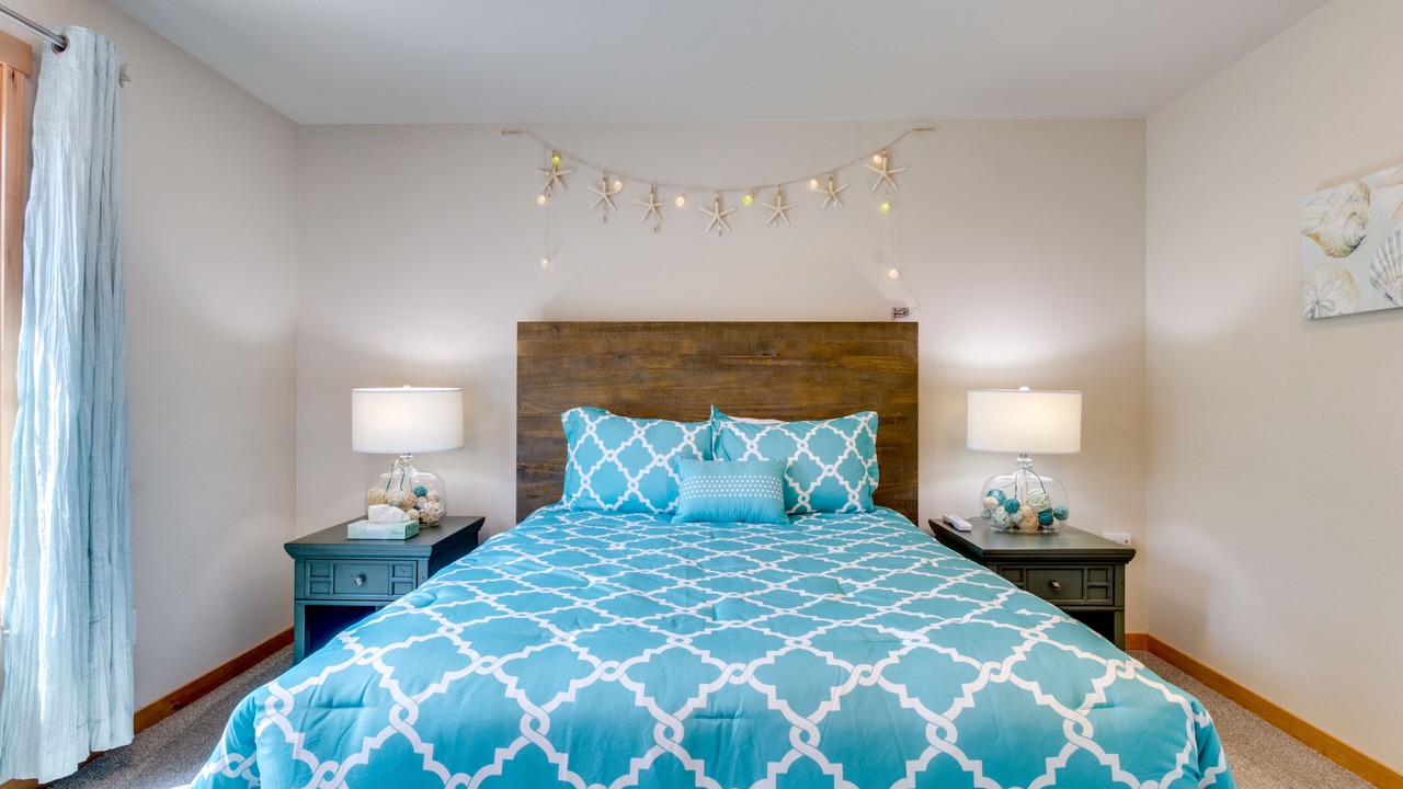 Photo of Bedroom in Manzanita