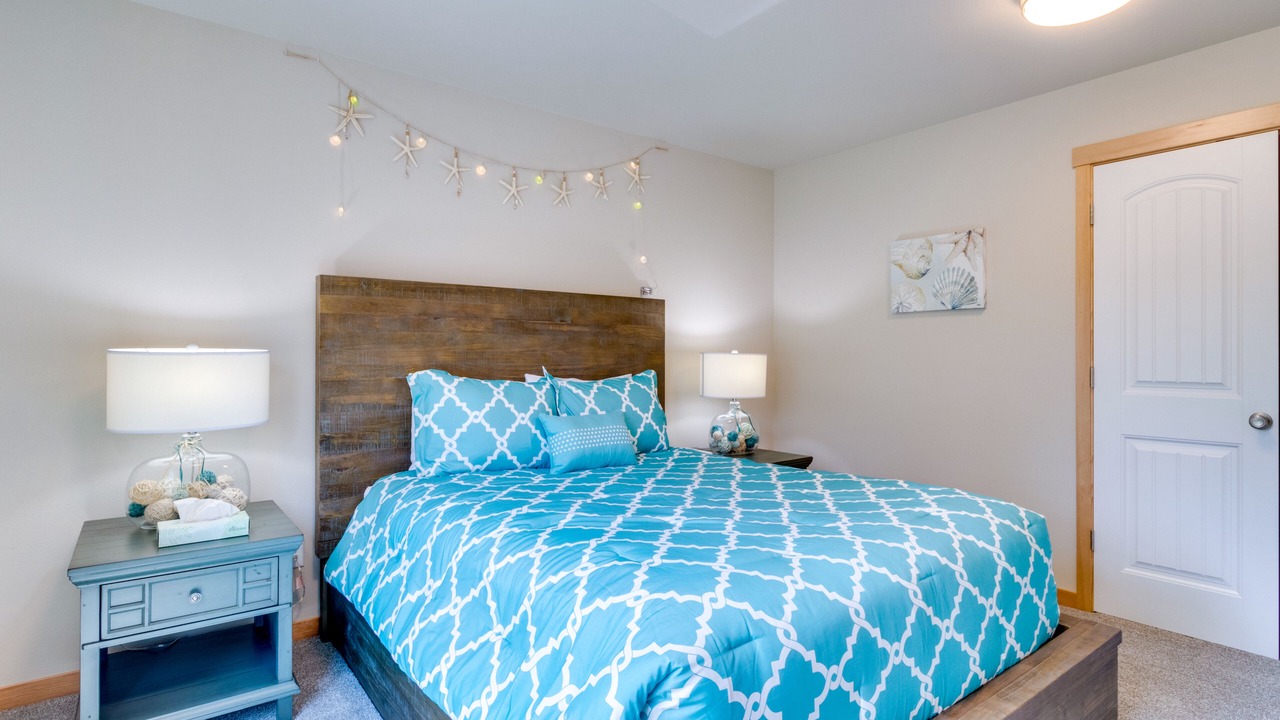 Photo of Bedroom in Manzanita