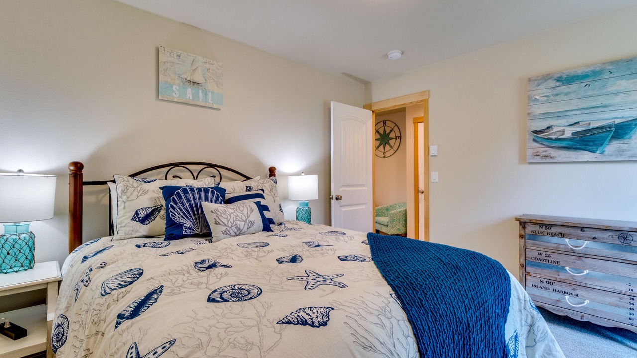 Photo of Bedroom in Manzanita
