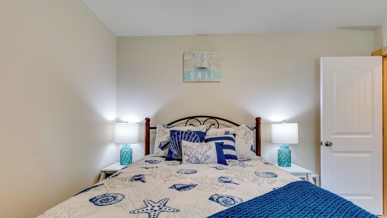Photo of Bedroom in Manzanita
