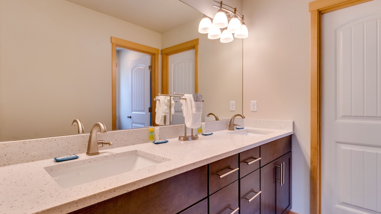 Photo of Bathroom in Manzanita