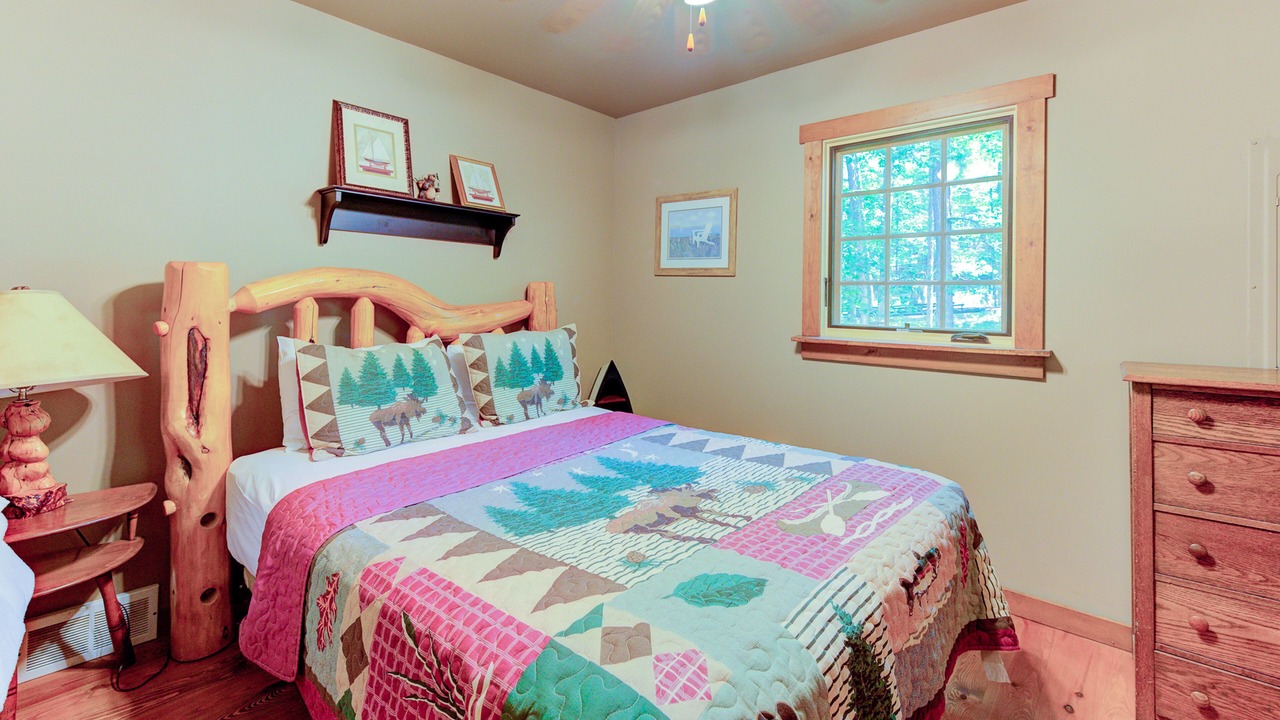 Photo of Bedroom in Sky Valley