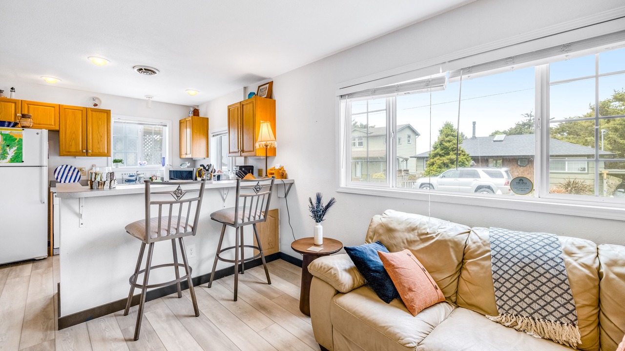 Photo of Livingroom in Roads End