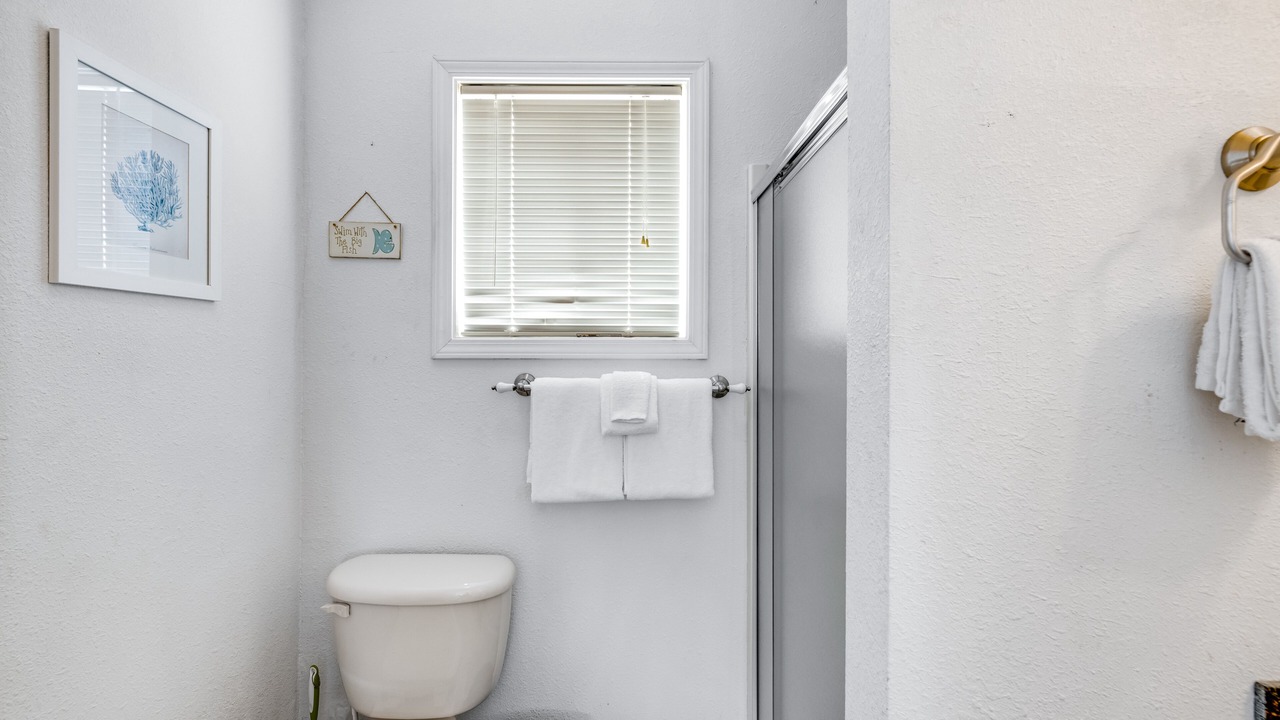 Photo of Bathroom in Roads End