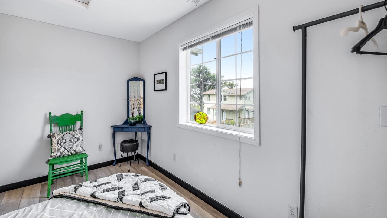 Photo of Bedroom in Roads End