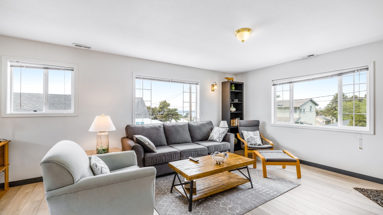Photo of Livingroom in Roads End