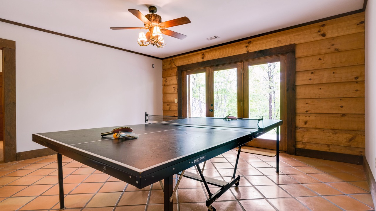 Photo of Bedroom in McCaysville