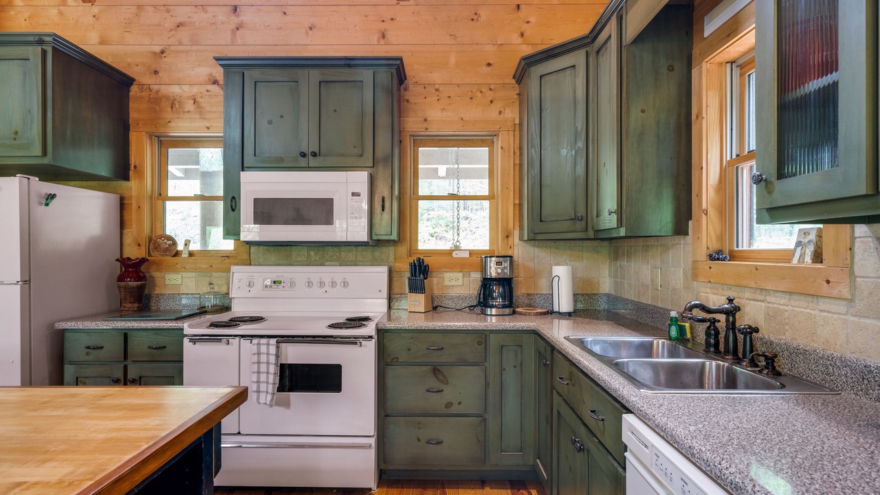 Photo of Kitchen in McCaysville