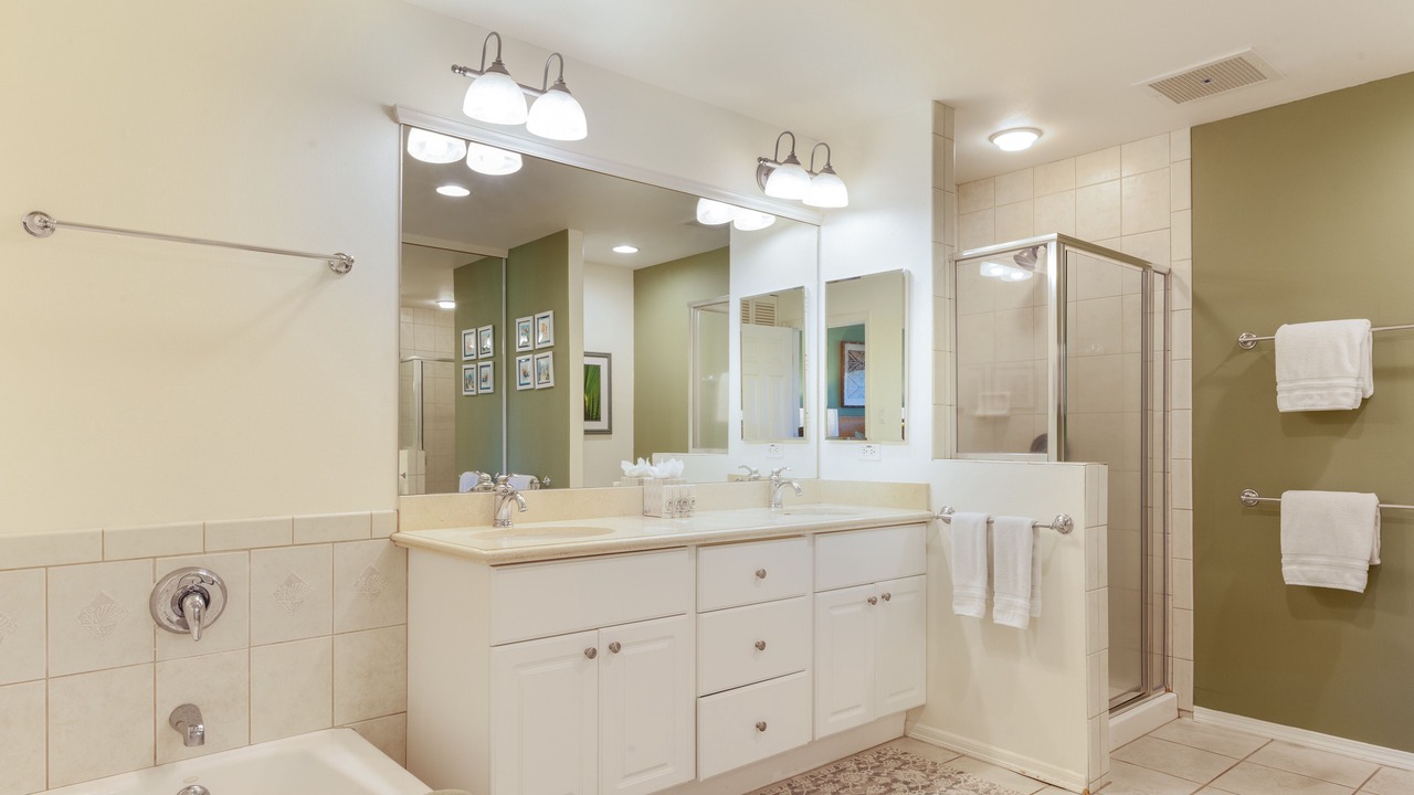 Photo of Bathroom in Waikoloa