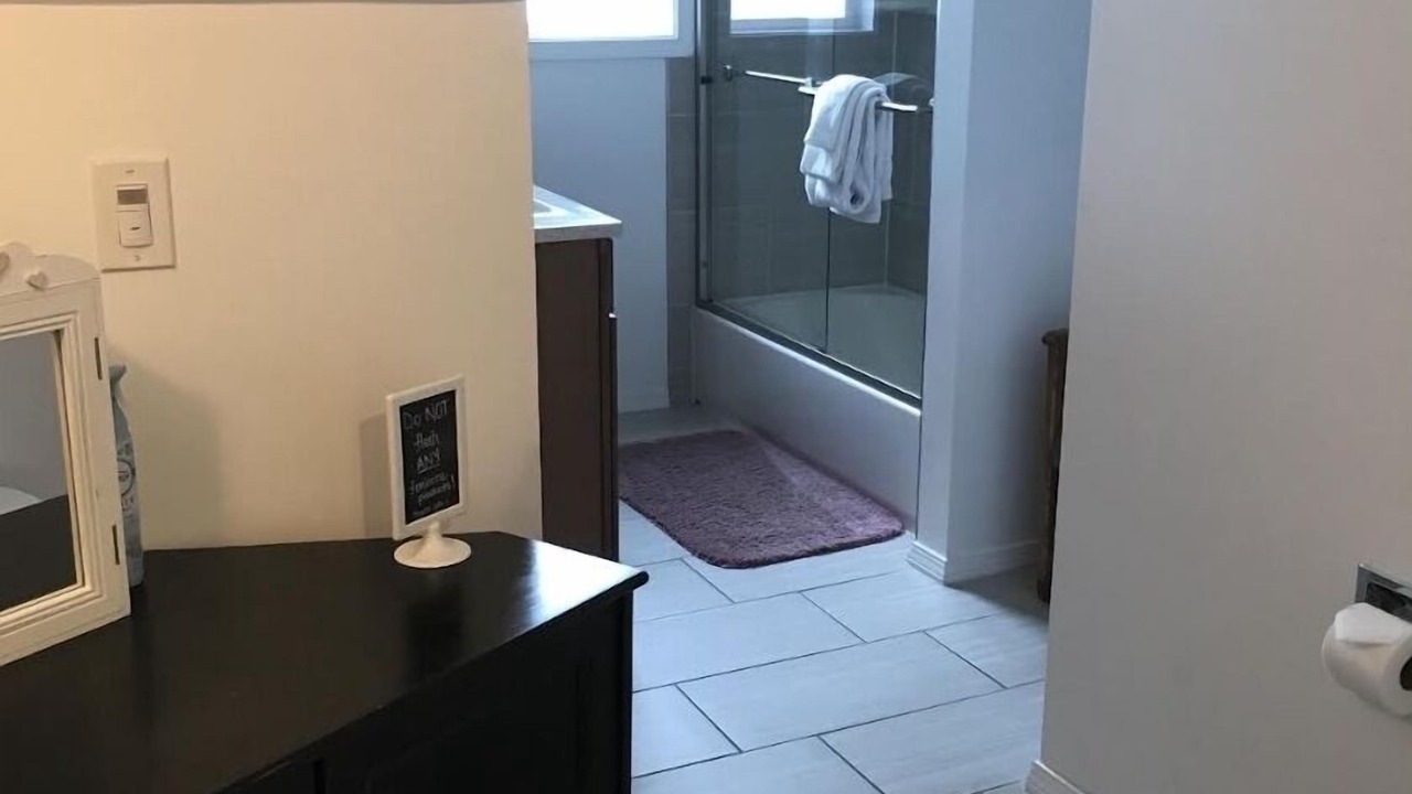 Photo of Bathroom in Manson