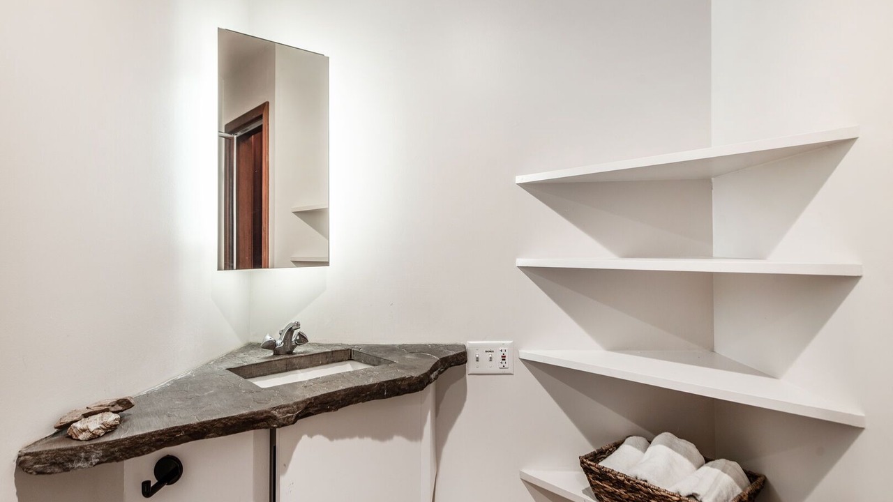 Photo of Bathroom in Sundance