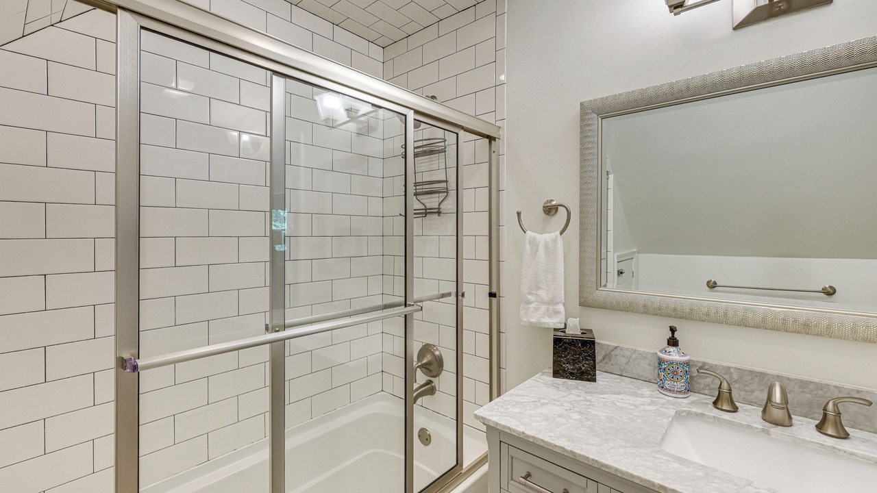 Photo of Bathroom in Little Kowaliga