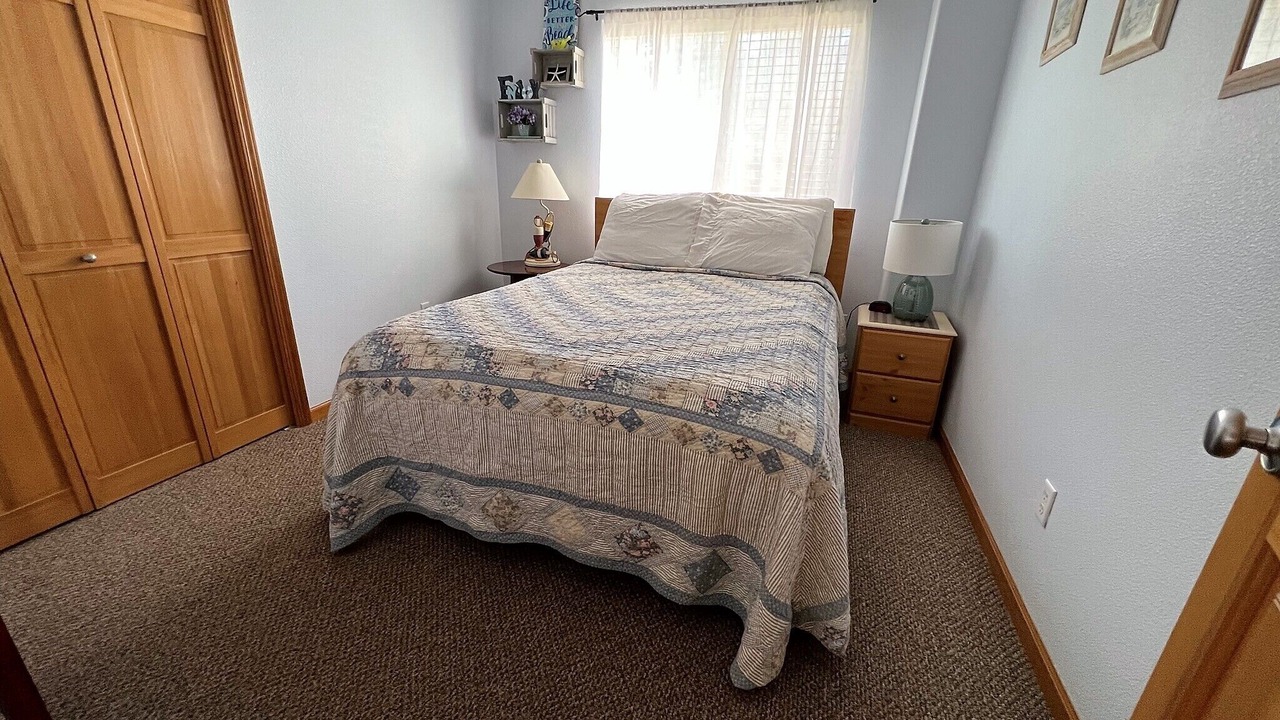 Photo of Bedroom in Seaside