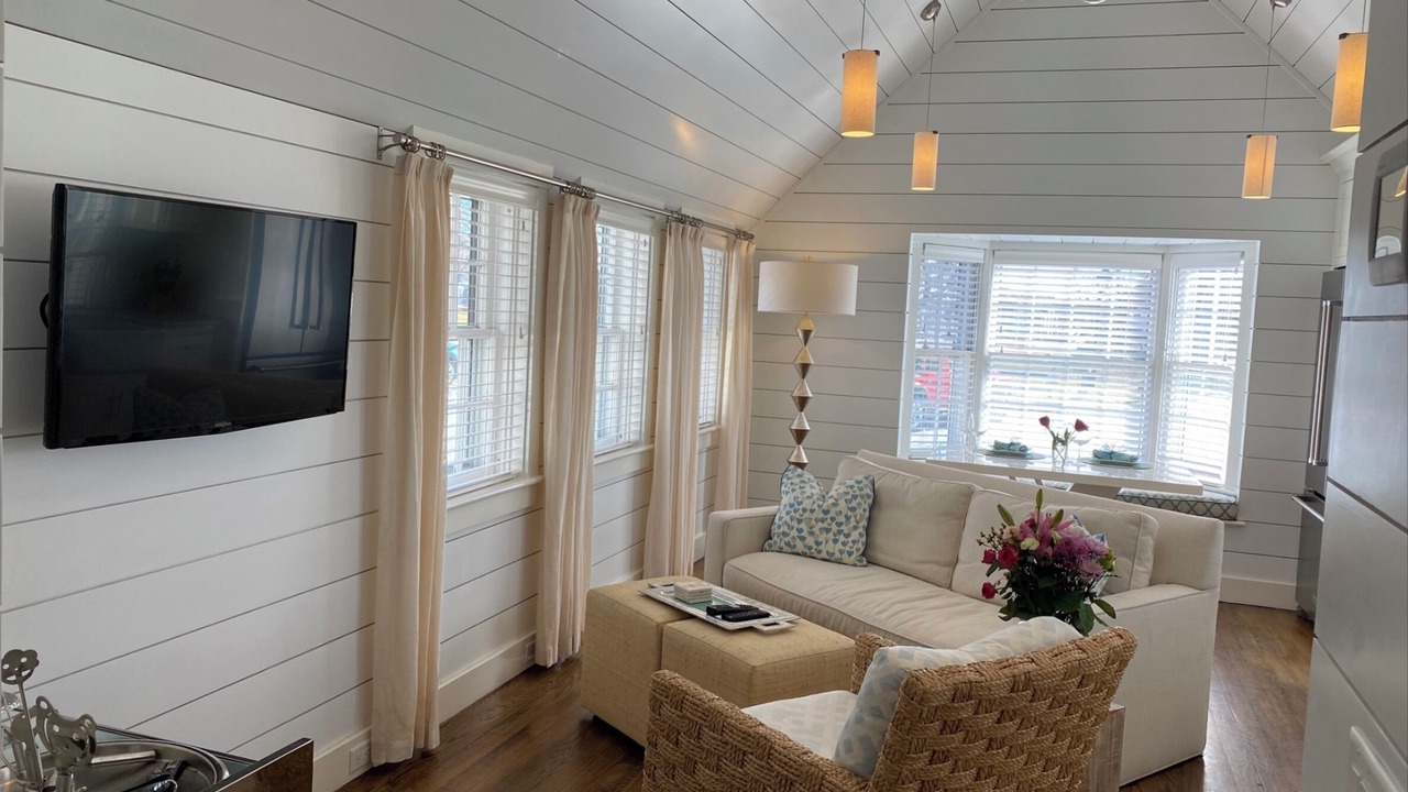 Photo of Livingroom in Nantucket Town