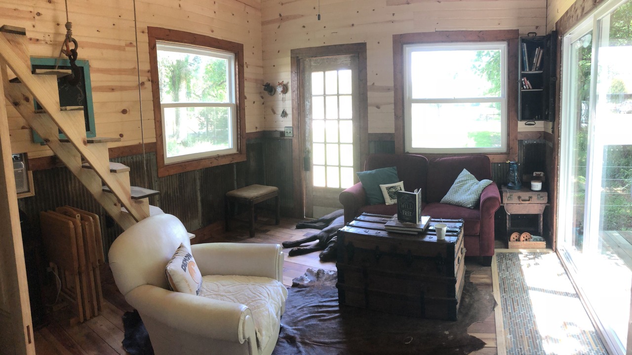 Photo of Livingroom in Fayetteville
