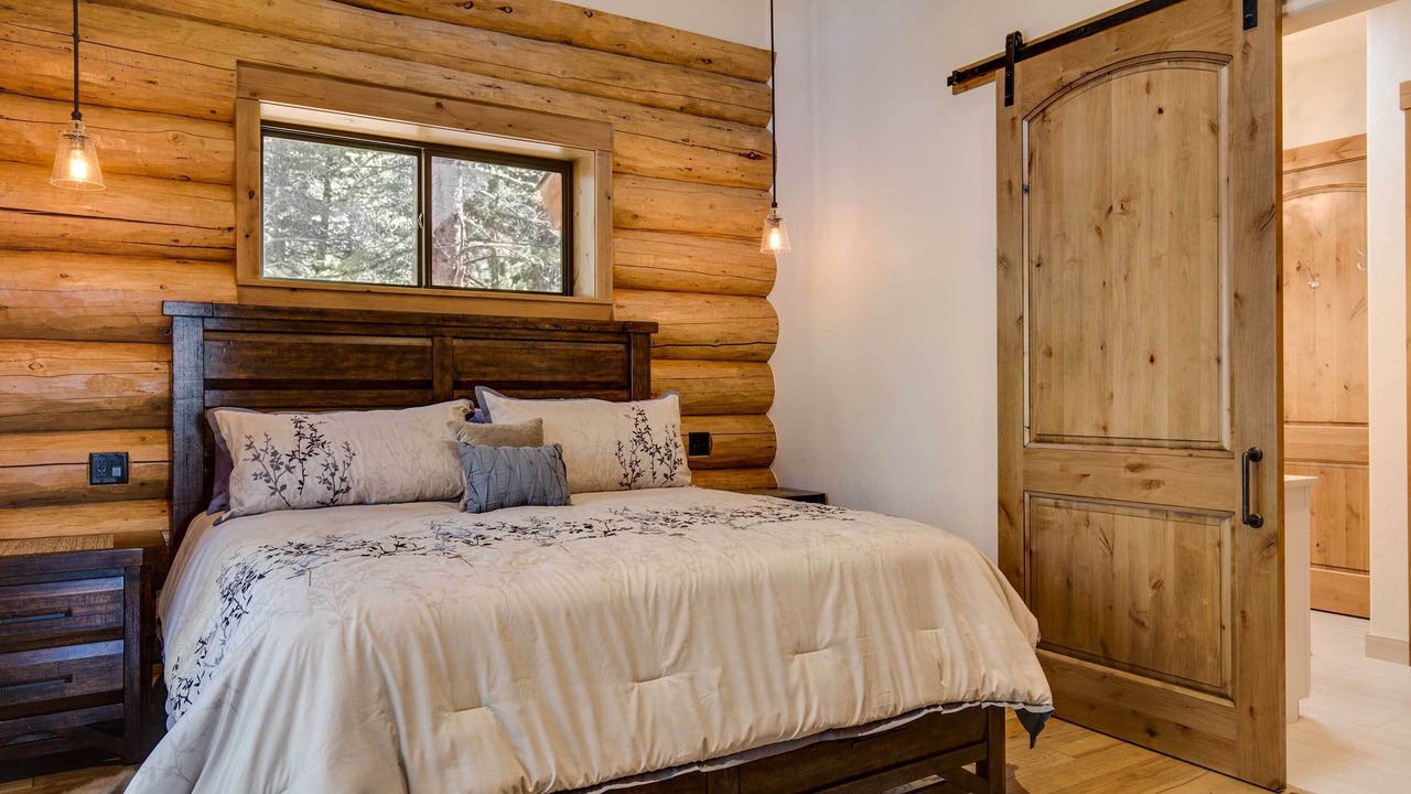 Photo of Bedroom in Breckenridge Park Estates