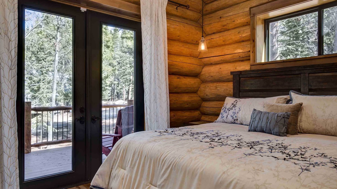 Photo of Bedroom in Breckenridge Park Estates