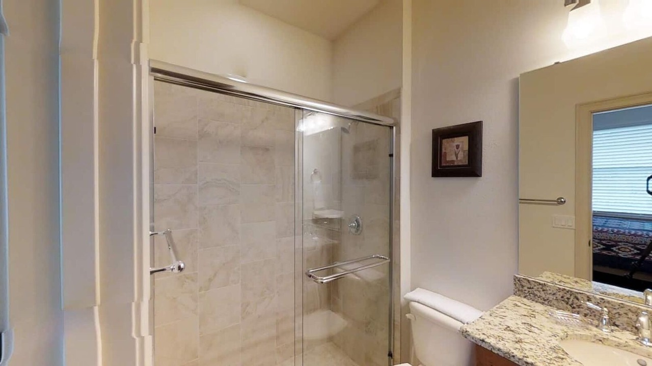 Photo of Bathroom in Oviedo