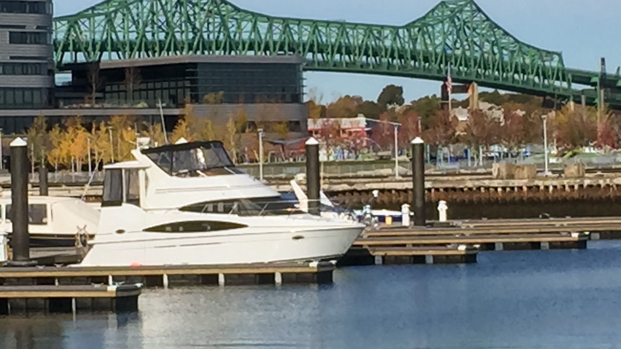 Photo of Others in Thompson Square - Bunker Hill