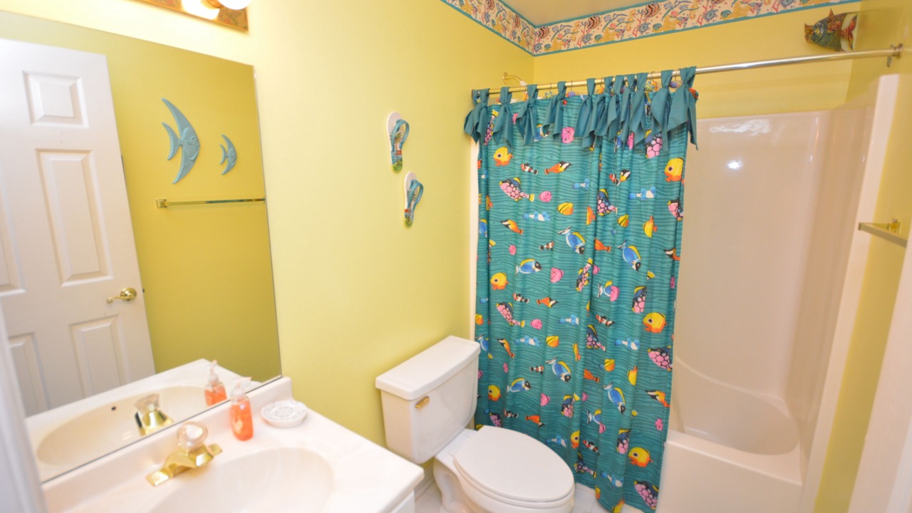 Photo of Bathroom in Heron Harbour Isle