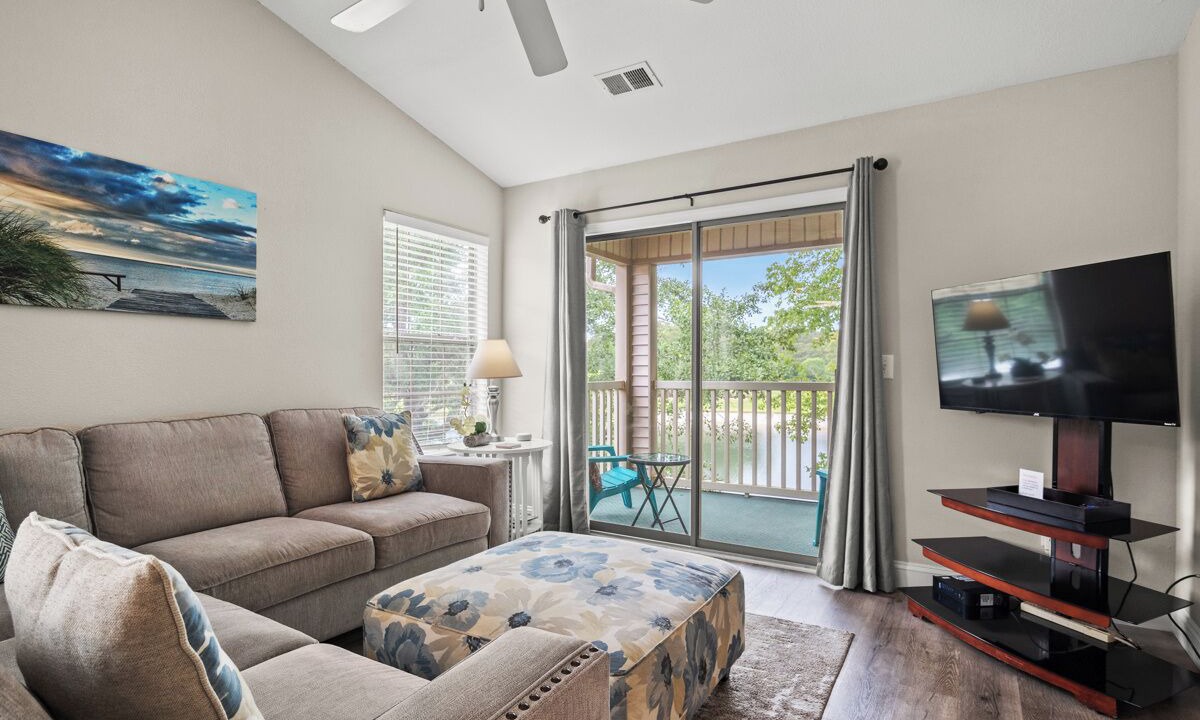 Photo of Livingroom in Pawleys Island