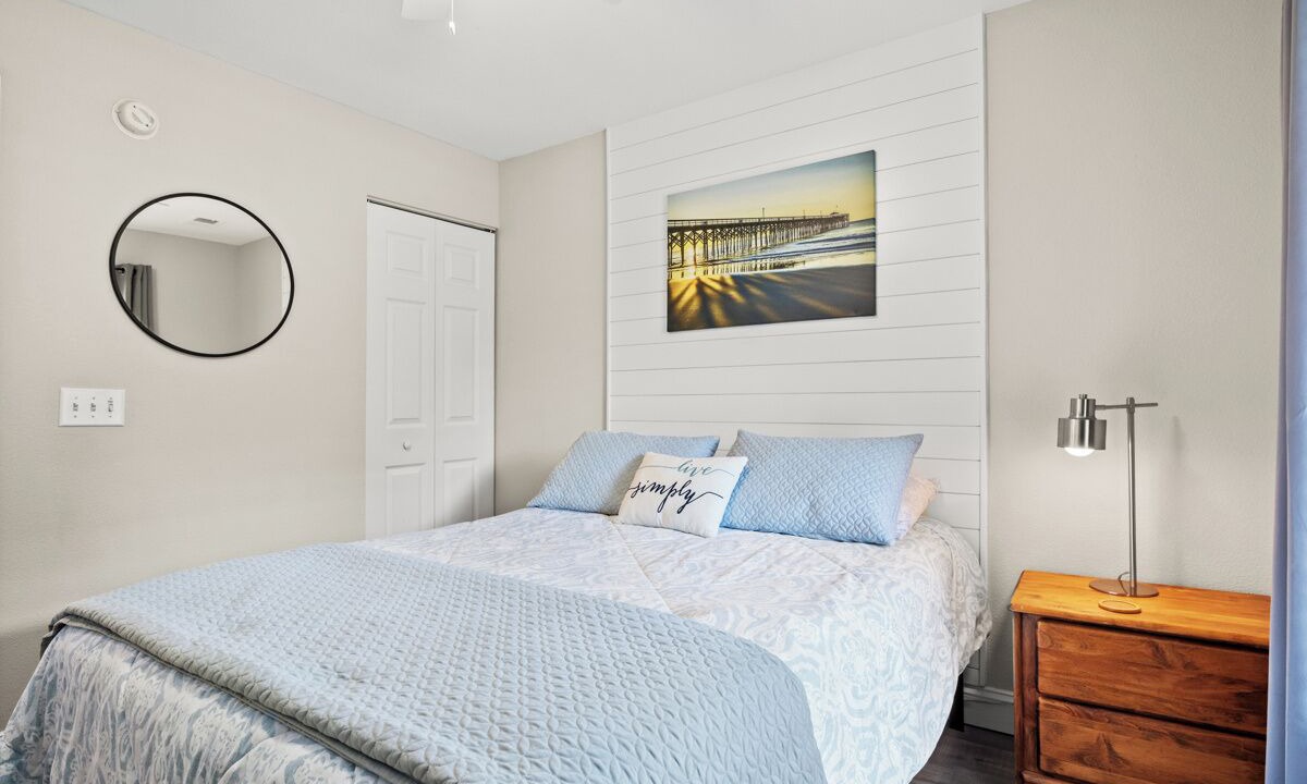 Photo of Bedroom in Pawleys Island