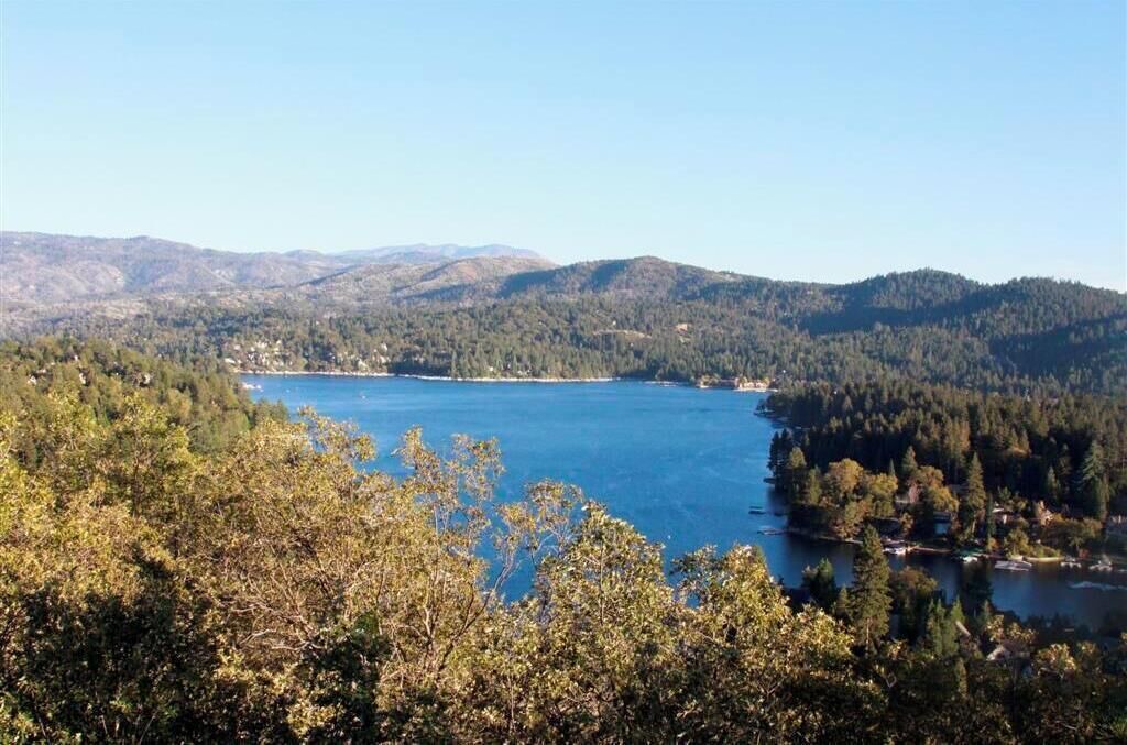 Photo of Others in Lake Arrowhead