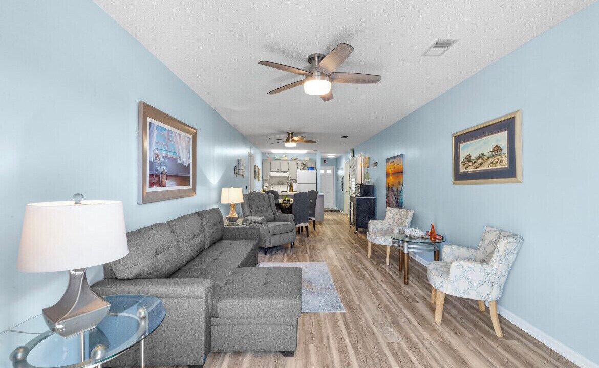 Photo of Livingroom in Garden City