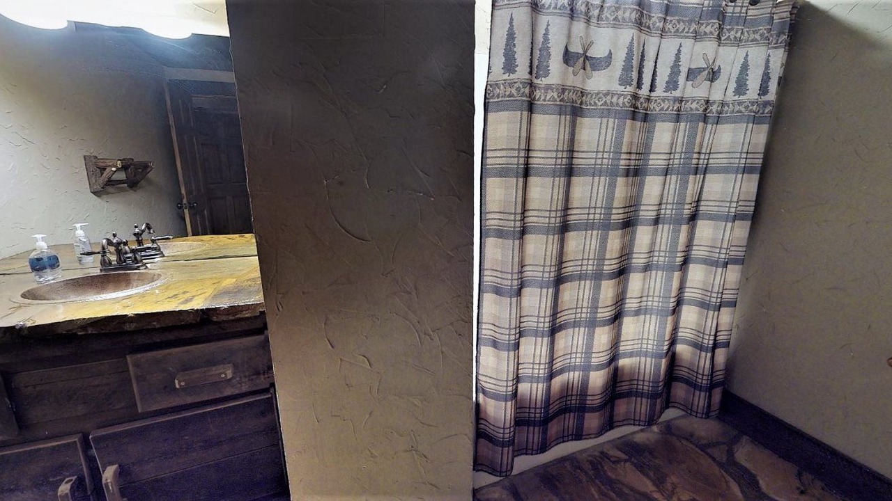 Photo of Bathroom in Foxfire Estates