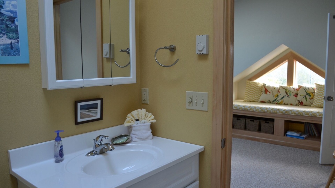 Photo of Bathroom in Gearhart