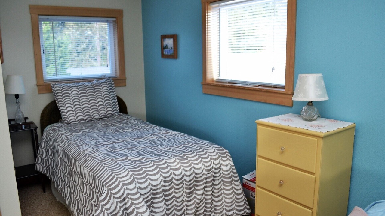 Photo of Bedroom in Gearhart