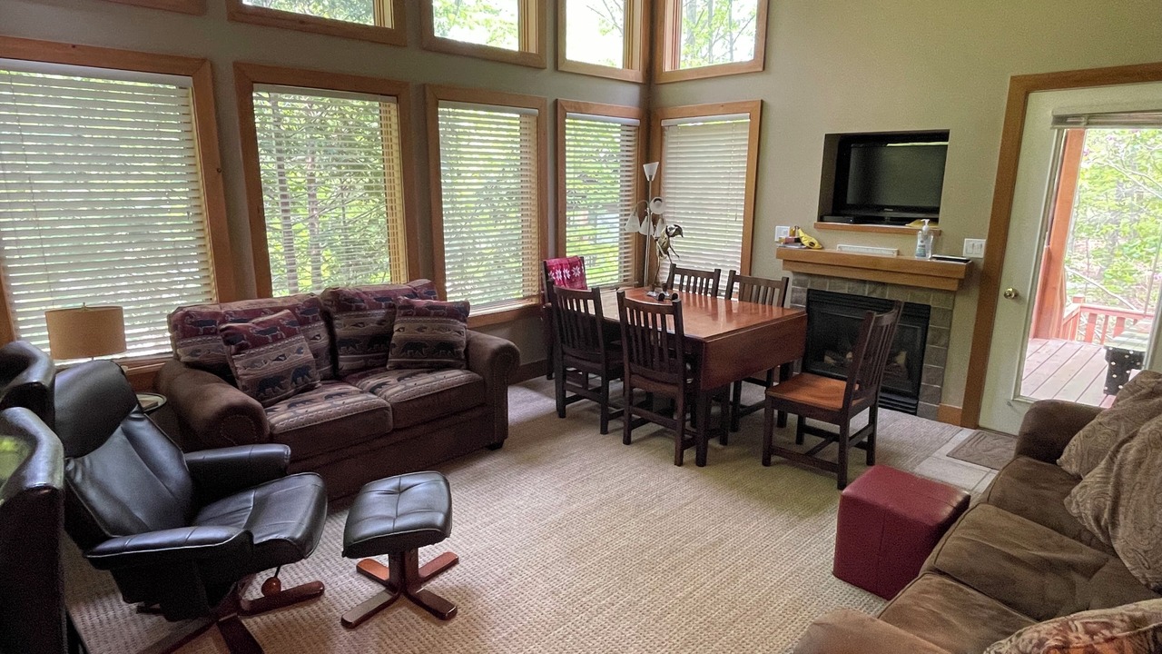 Photo of Livingroom in Boyne Falls
