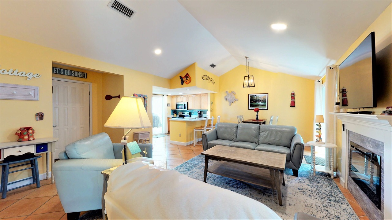 Photo of Livingroom in Miramar Beach