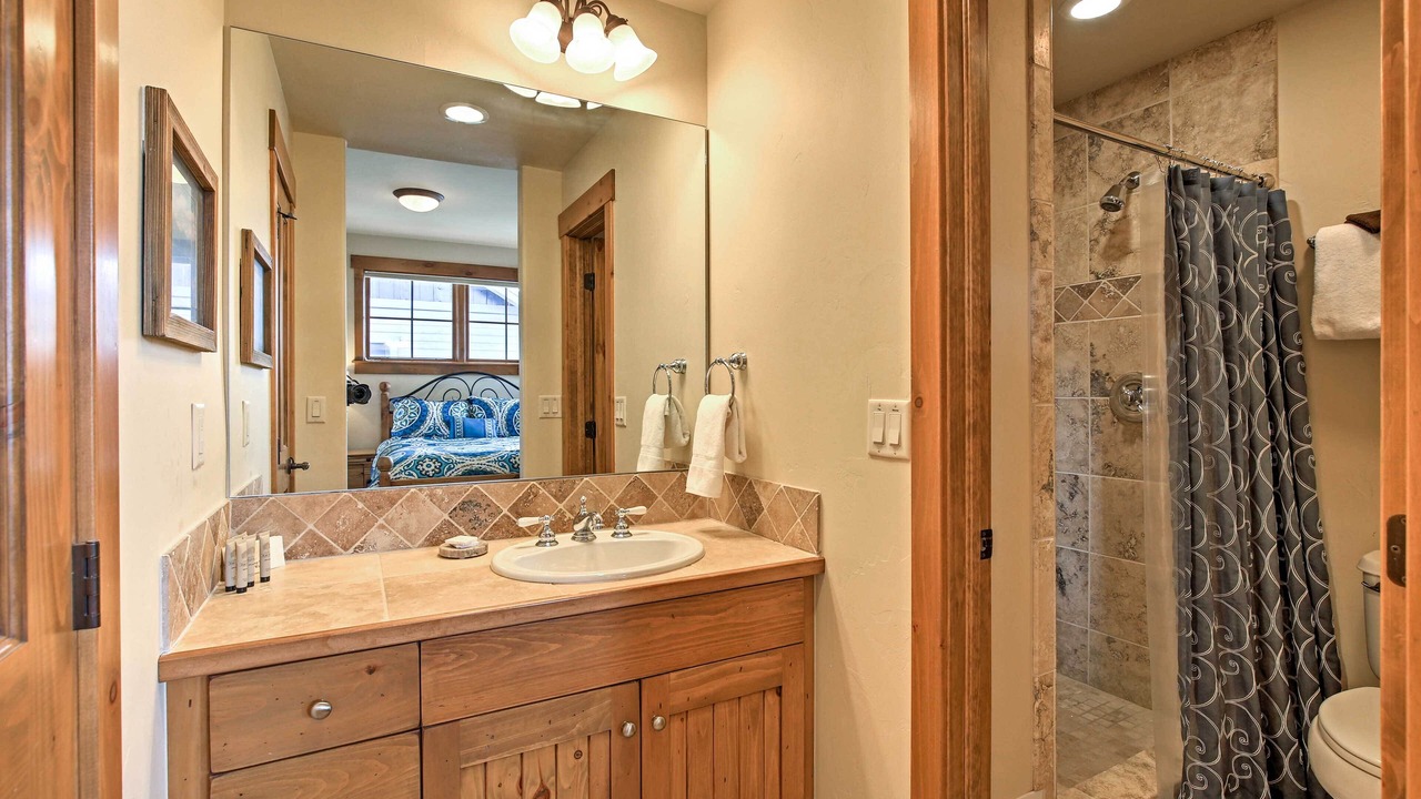 Photo of Bathroom in Grand Elk Ranch