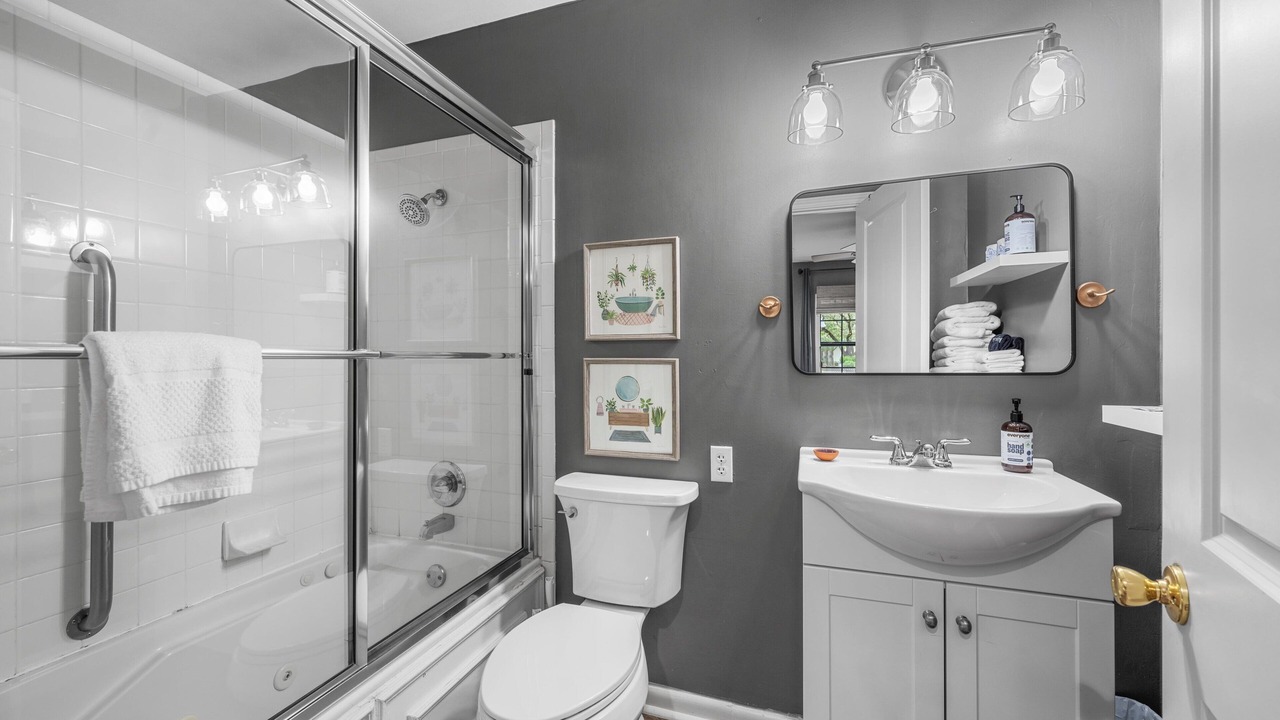 Photo of Bathroom in Crawford