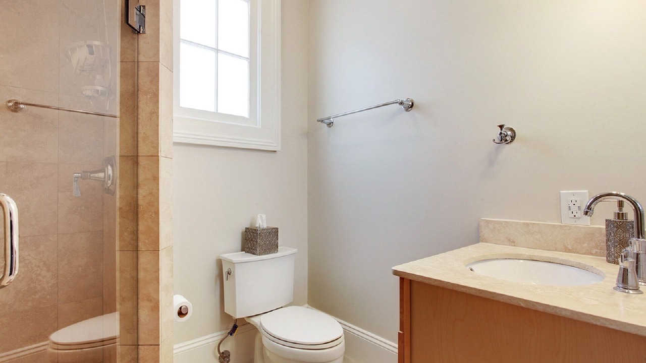 Photo of Bathroom in Central Business District