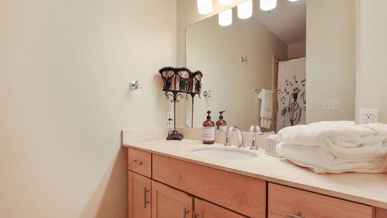 Photo of Bathroom in Central Business District