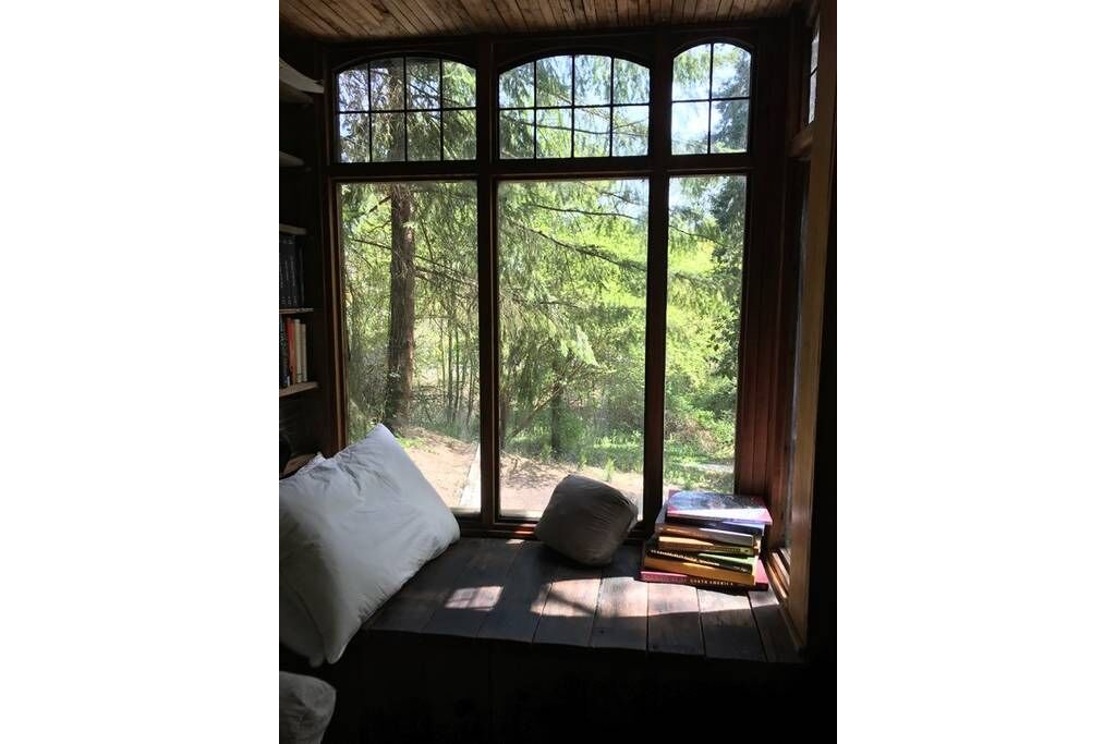 Photo of Bedroom in North Admiral