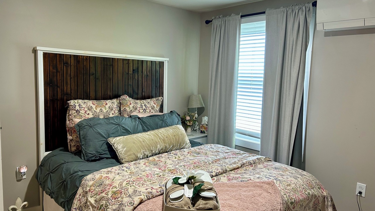 Photo of Bedroom in Oaks Corners