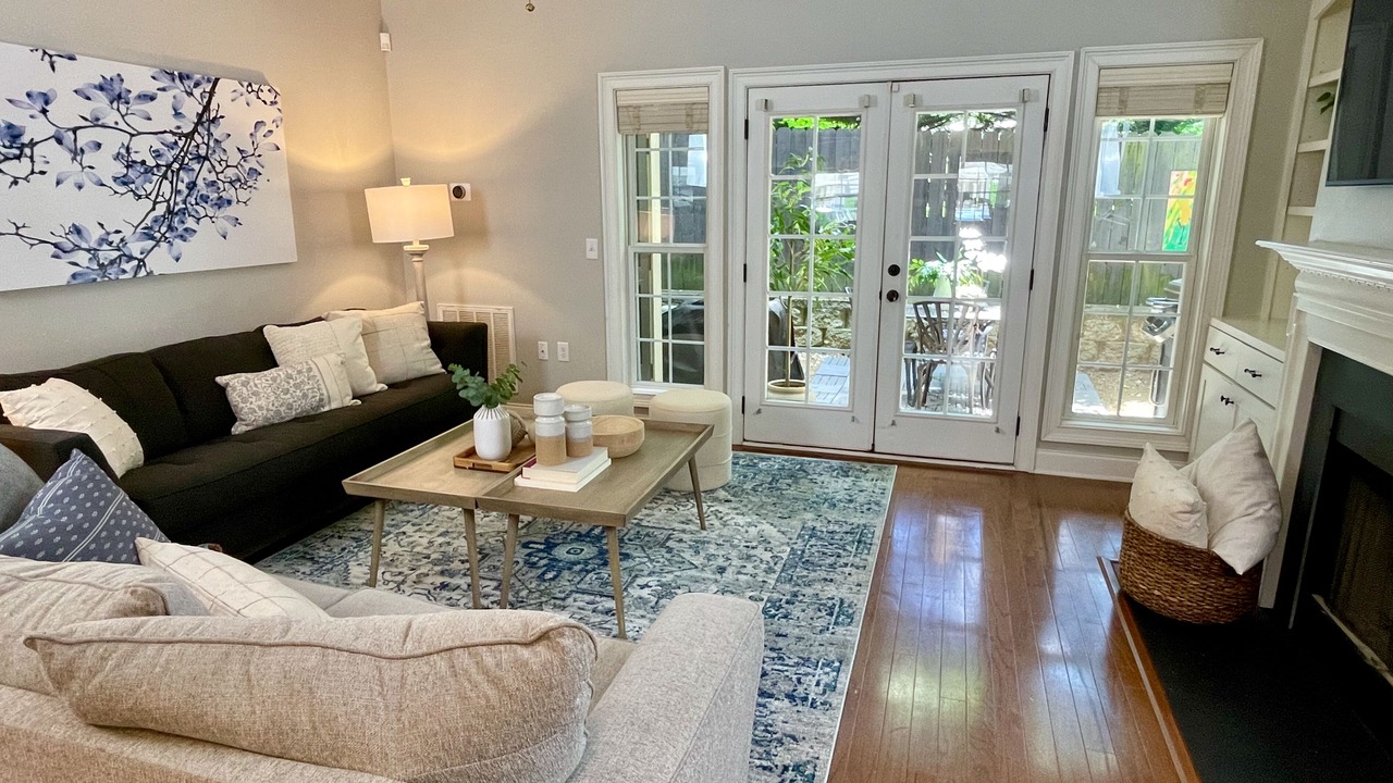 Photo of Bedroom in Greenville Downtown