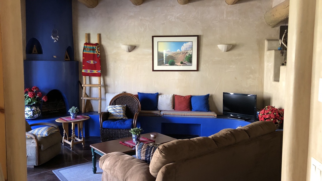 Photo of Bedroom in Hurricane