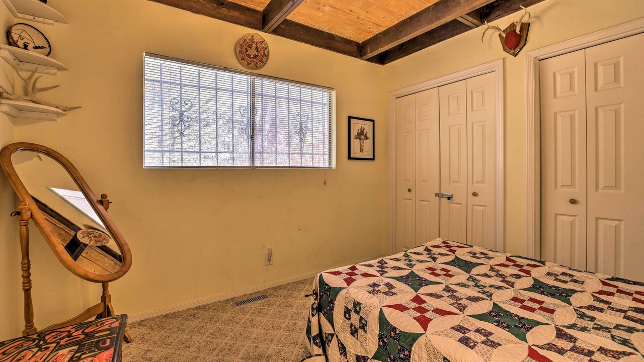 Photo of Bedroom in Jemez Springs