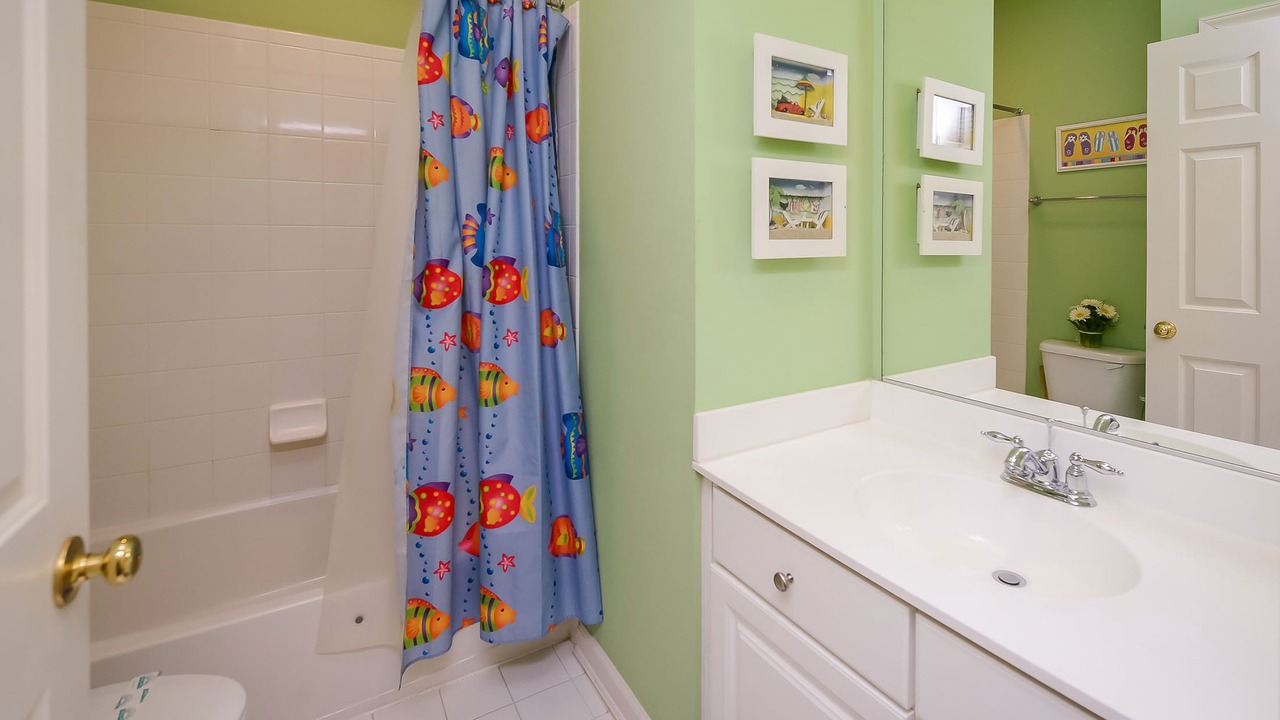 Photo of Bathroom in Sunset Island