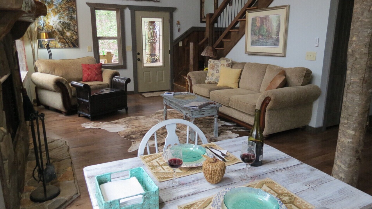 Photo of Livingroom in Ellijay