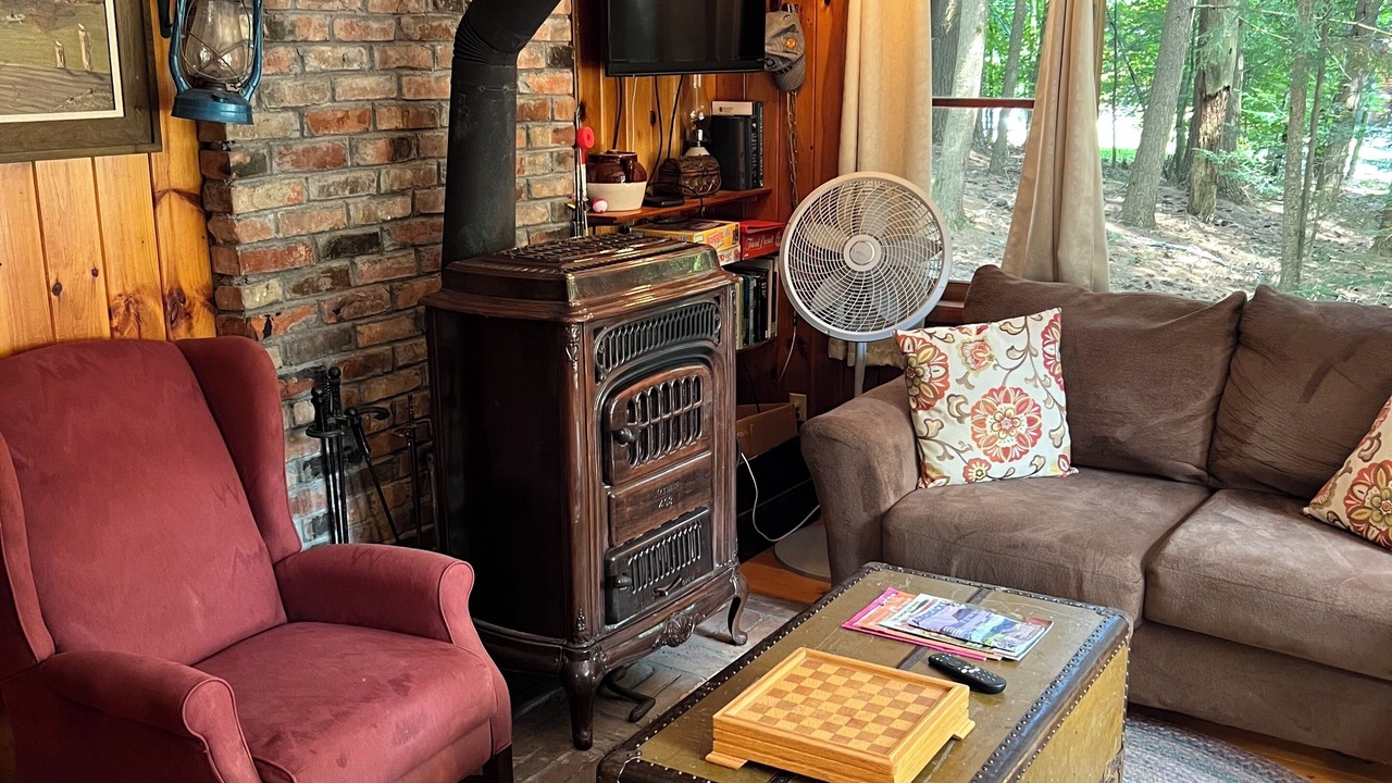 Photo of Livingroom in Chestertown