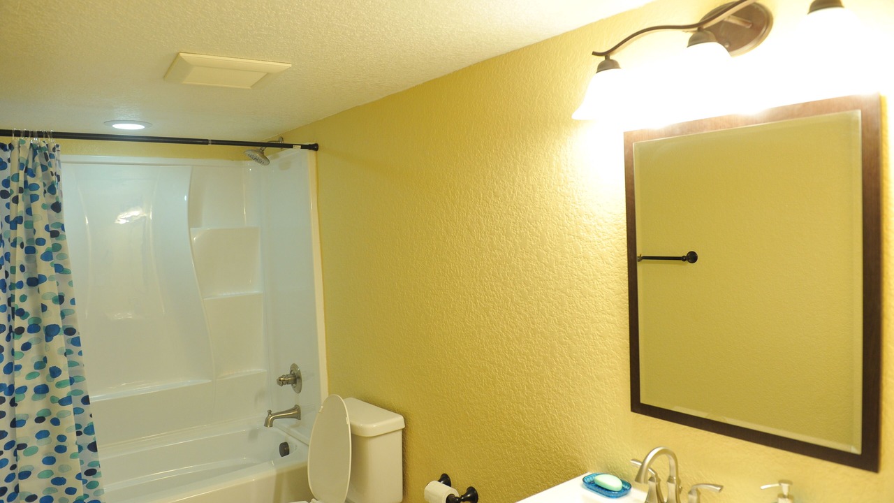 Photo of Bathroom in Green Valley Ranch